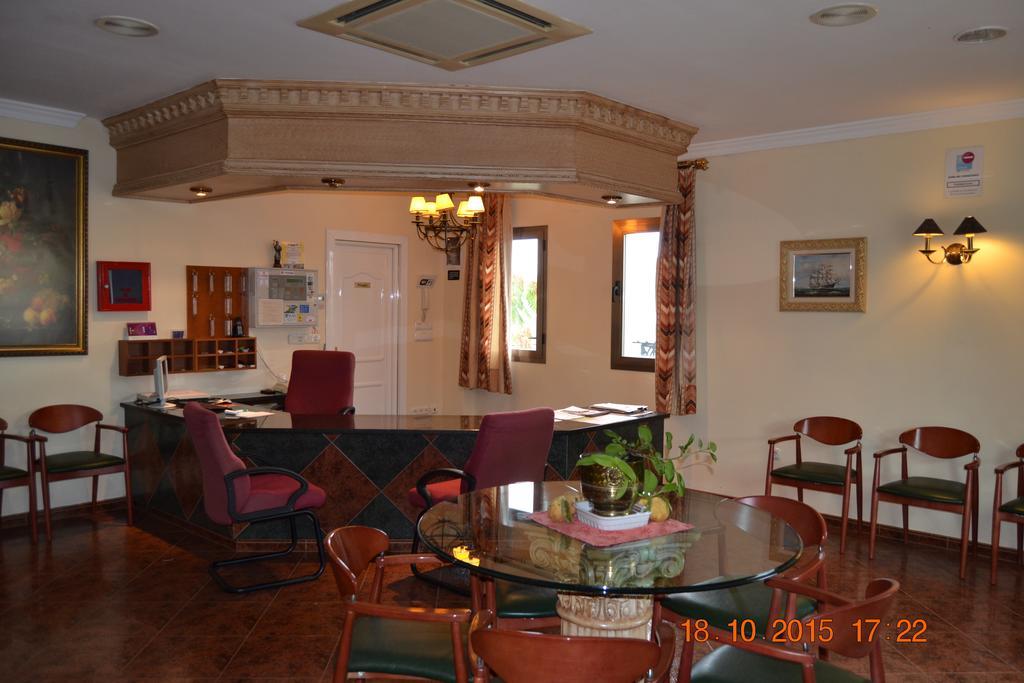 Hotel Poniente Moraleda De Zafayona ภายนอก รูปภาพ