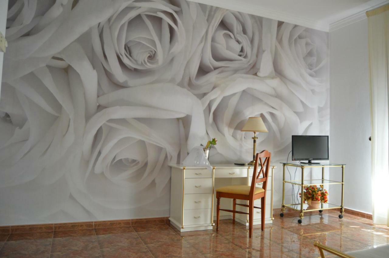 Hotel Poniente Moraleda De Zafayona ภายนอก รูปภาพ