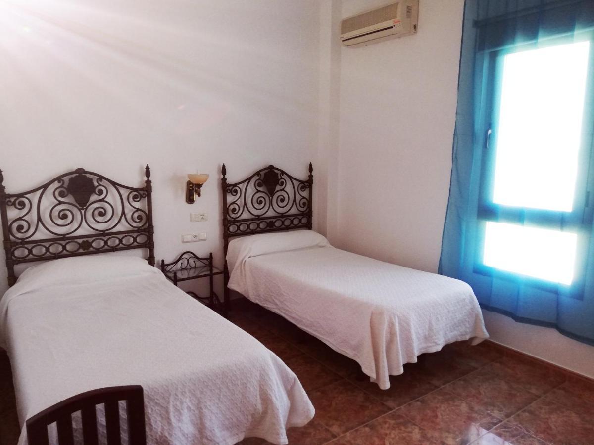 Hotel Poniente Moraleda De Zafayona ภายนอก รูปภาพ