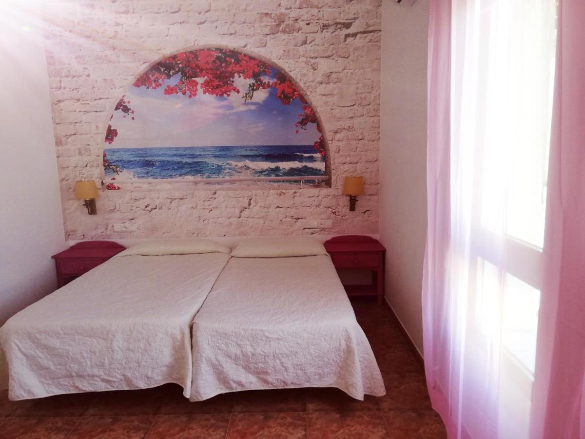 Hotel Poniente Moraleda De Zafayona ภายนอก รูปภาพ